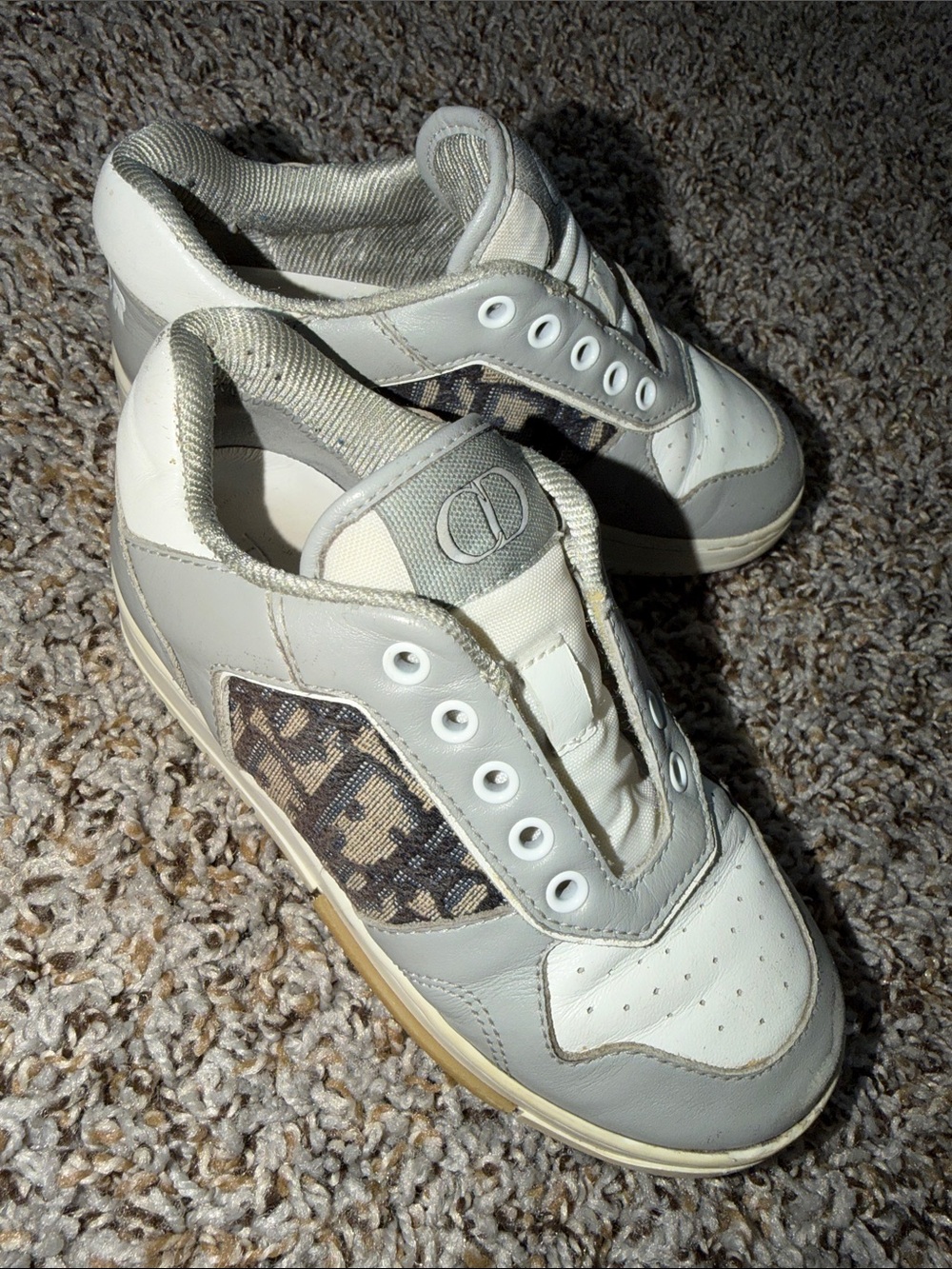 Dior Kids White and Gray Low-Top Sneakers